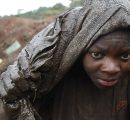 Le travail des enfants dans les mines de cobalt embarrasse les exploitants suisses